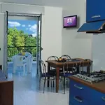 דירה Relaxing With Terrace ביביונה